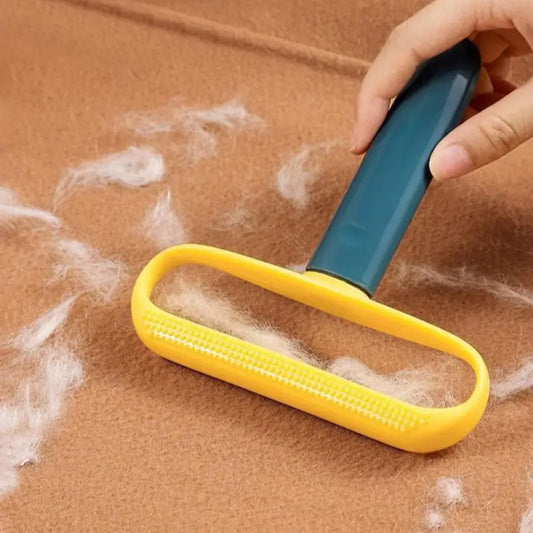 Removes Hairs from Cats/ Dogs and fabric